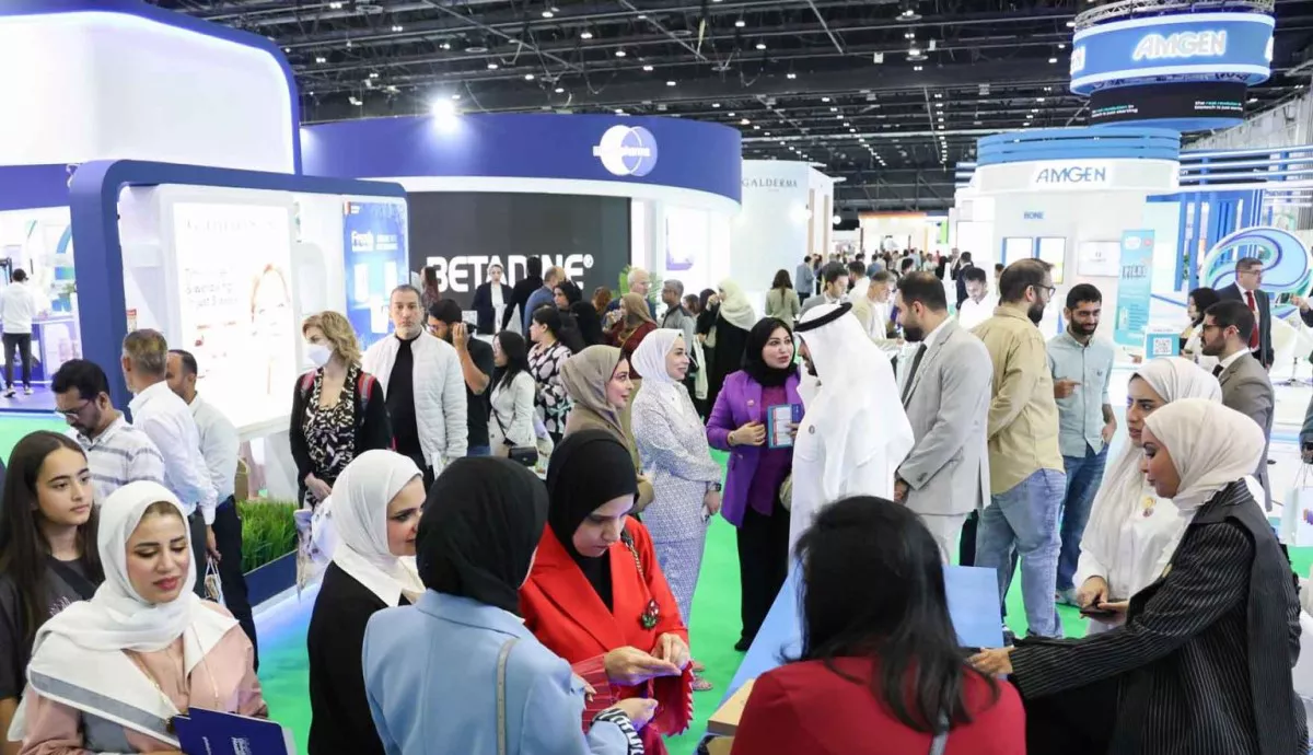 نمایشگاه فناوری دارویی دبی (DUPHAT)